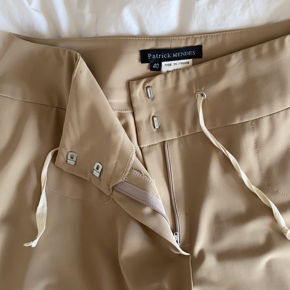 Flowing classic khaki - great for work. - Picture 1 of 6